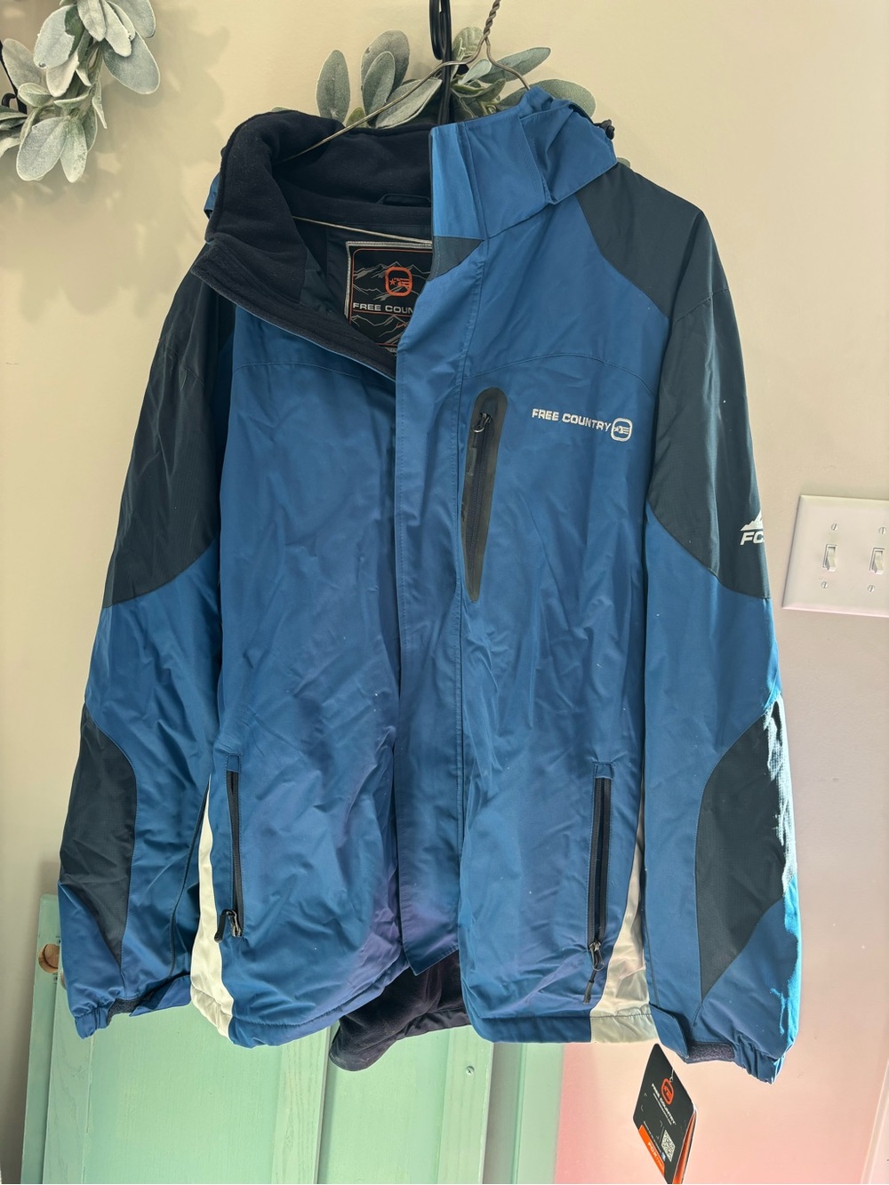 Free Country Men's Blue and Navy Ski Jacket
